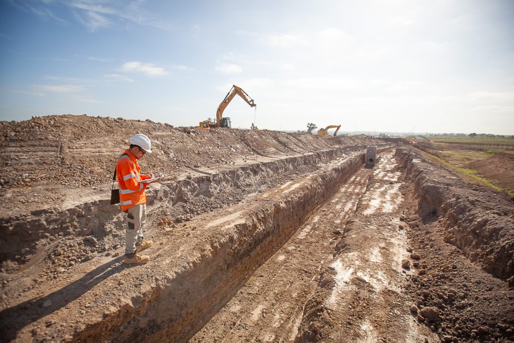 M12 West No3 - Dec23-5904